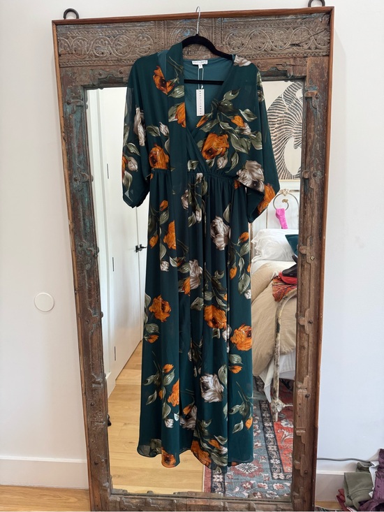 Baltic Born Dresses & Skirts - Baltic Born NWT Green Floral Maxi Wrap Dress L